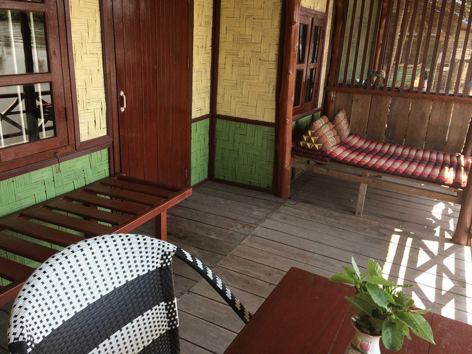 Dokchampa Guesthouse Ban Khon Exterior foto